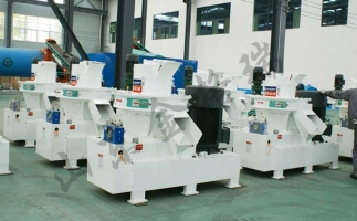 大家好，我是木屑顆粒